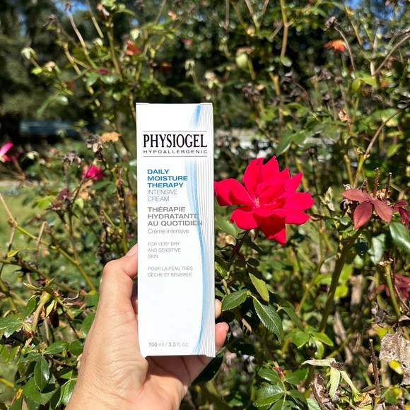 AVON PHYSIOGEL HYPOALLERGENIC - Picture 1 of 7